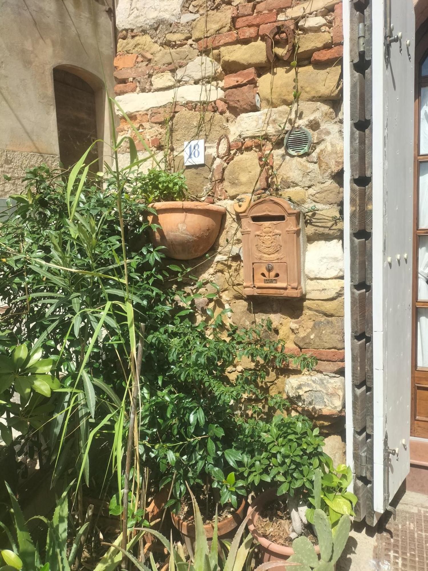 Al Tuffatore Etrusco Campiglia Marittima Exterior foto